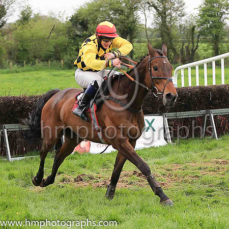 01st BOYCIE'S TAKEN and S J P Baragry ( 1 , YELLOW  BLACK DIAMONDS; yellow sleeves; red cap,yellow diamond ) Trainer: George Stewart , Owner : Miss S. Mackinnon