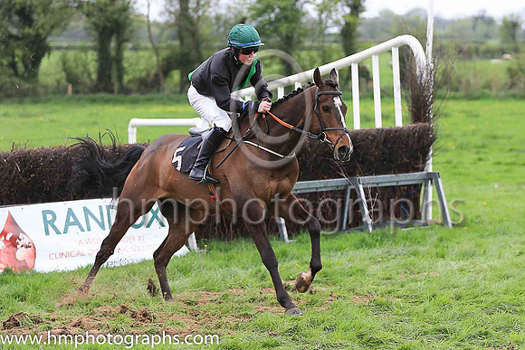 04th LIBERTY VANCE and C Kiernan ( 5 , BLACK,green sash; black sleeves; green cap ) Trainer: Liam Lennon,, Owner : Joy Wilson
