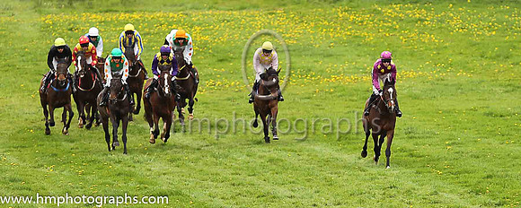 03rd RANGER KID and H D Dunne ( 32 , PURPLE,gold spots ) Trainer: Liam Kenny,, Owner : Patrick Joseph Redmond