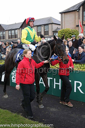 01st Sizing John and R M Power ( 6 , green, yellow chevron ) Trainer - Mrs J Harrington , Owner - Ann  Alan Potts Partnership