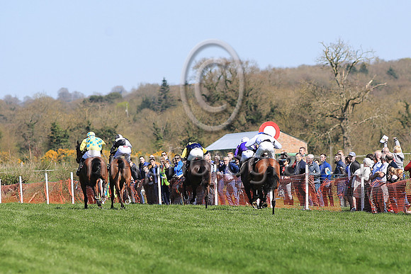 01st SHANROE AL C and J C Barry ( 7 , DARK BLUE,yellow hollow box; dark blue  yellow hlvd sleeves; dark blue cap,yellow diamond ) Trainer: Karl Thornton , Owner : Brian Smyth