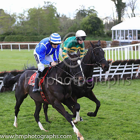 02nd Penhill and R Walsh ( 4 , light blue, white seams ) Trainer - W P Mullins , Owner - Anthony Bloom