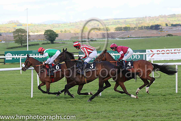 03rd Poli Roi and Ms K Walsh ( 4 , maroon, white star ) Trainer - G Elliott , Owner - Gigginstown House Stud