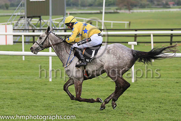06th Carter Mckay and Mr P W Mullins ( 1 , yellow, light blue stars ) Trainer - W P Mullins , Owner - Pearl Bloodstock Ltd