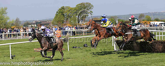 15th Westinmare and C Brassil ( 7 , red and green stripes ) Trainer - G Elliott , Owner - V P Walsh