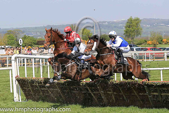 F Shalaman and S W Flanagan ( 4 , royal blue, white sash ) Trainer - Matthew J Smith , Owner - B J Hooper