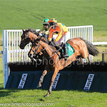 01st Mysticaltou and B Browne ( 4 , orange, dark green triple diamonds ) Trainer - S K Ryder , Owner - Treanrevagh Racing Syndicate