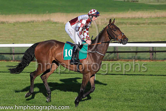 01st Presenting Julio and Mr J J Codd ( 10 , maroon and white qtrd ) Trainer - G Elliott , Owner - D Charlesworth
