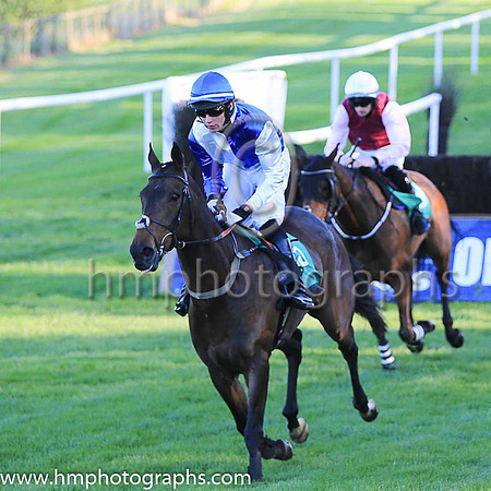 01st Kilderry Prince and C Brassil ( 15 , white and royal blue hlvd ) Trainer - A J McNamara , Owner - Kenneth Duggan