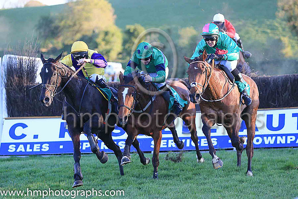 01st Cant Pay Wont Pay and Mr D Delahunt ( 2 , emerald green, pink diamond ) Trainer - Mark Fahey , Owner - G Delahunt
