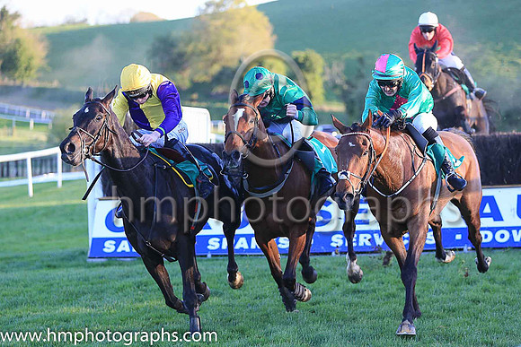 01st Cant Pay Wont Pay and Mr D Delahunt ( 2 , emerald green, pink diamond ) Trainer - Mark Fahey , Owner - G Delahunt