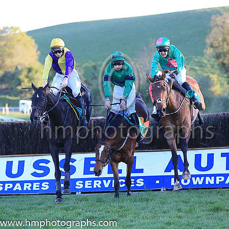 01st Cant Pay Wont Pay and Mr D Delahunt ( 2 , emerald green, pink diamond ) Trainer - Mark Fahey , Owner - G Delahunt