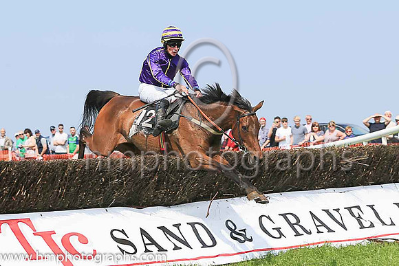 01st LITTLE MISS DARSI and l O'Carroll ( 12 , PURPLE,yellow seams; purple sleeves,yellow seams; yellow  purple striped cap ) Trainer: Cian Hughes,, Owner : James F. Dunne
