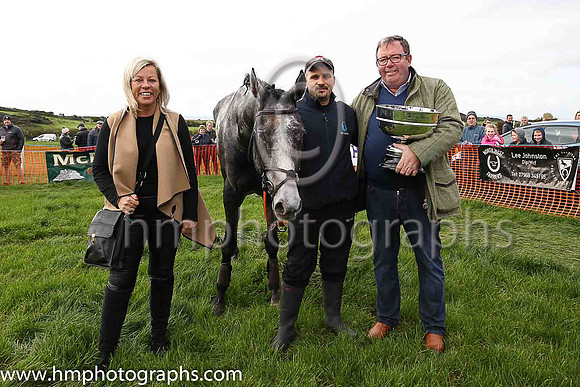 01st RAMORE WILL and N McParlan ( 9 ,light blue,navy large spots ) Trainer: I. R. Ferguson,, Owner : William Porter
