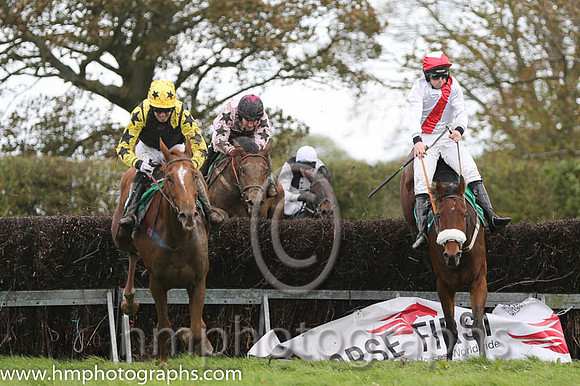 01 Lovely Job and B O'Neill - - 01st (9 ,black. yellow epaulettes ) Trainer - Donnchady Doyle  02 SweetToothTommy and J J Codd - - 02nd (6 ,white, red sash ) Trainer - Denis Paul Murphy