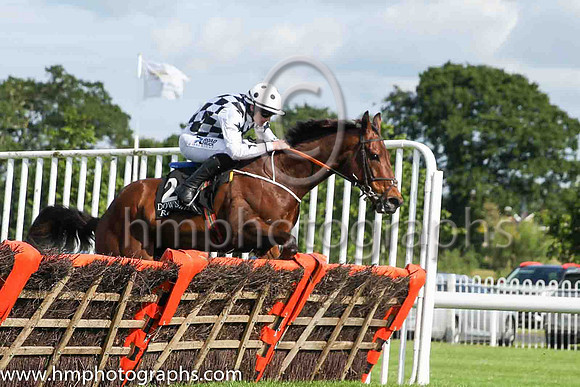 03rd No Trouble and R.A. Doyle (2 ,black and white diamonds ), Trainer:John C. McConnell , Owner:Cathal McGuckin