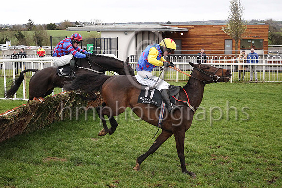 01st Tyrrell's Succes and Mr N McParlan ( 11 , blue, redstars, yellow sleeves ) Trainer - A Stronge , Owner - High Flying Hooves Syndicate