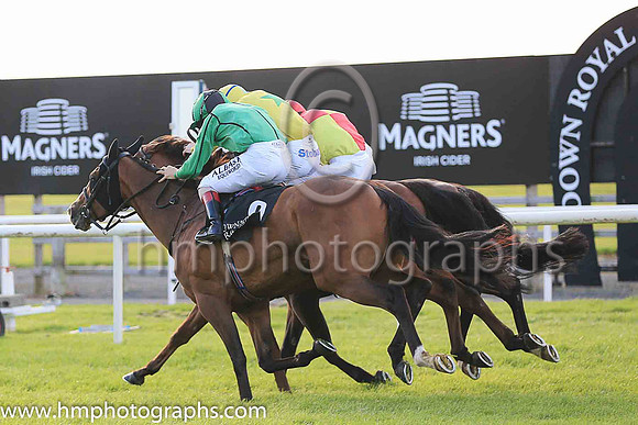 01st Guanabara Bay  Declan McDonogh (3, yellow, emerald green star) Trainer Adrian McGuinness, Owner Sean F Gallagher