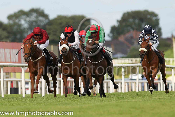 01st Sankari Royale  N G McCullagh (7, emerald green, red chevron) Trainer J P Murtagh, Owner Richard Frayne