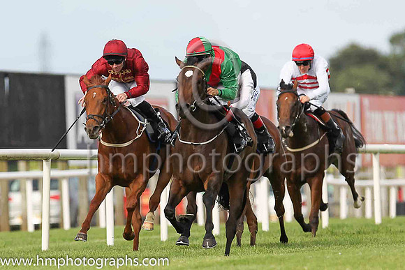 01st Sankari Royale  N G McCullagh (7, emerald green, red chevron) Trainer J P Murtagh, Owner Richard Frayne