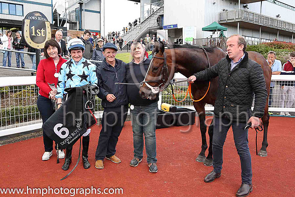 01st Mr Michael  Shane Foley (6, light blue, black stars) trainer Adrian Brendan Joyce, Owner Mrs Christina Joyce
