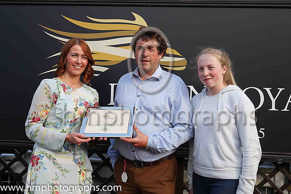01st Guanabara Bay  Declan McDonogh (3, yellow, emerald green star) Trainer Adrian McGuinness, Owner Sean F Gallagher
