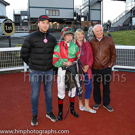 01st Boom Or Bush  Pat Smullen (7, emerald green and red qtrd) Trainer H Rogers, Owner Brian Mellon and P McBride