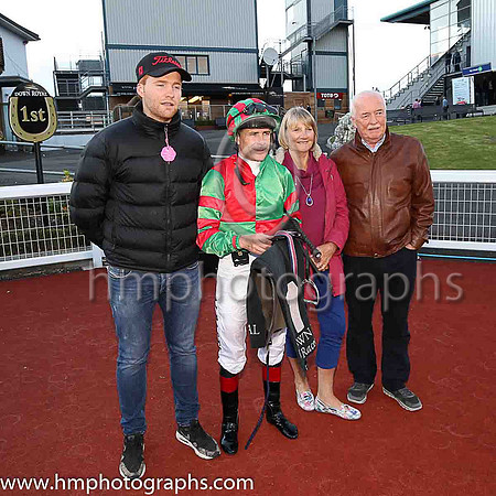 01st Boom Or Bush  Pat Smullen (7, emerald green and red qtrd) Trainer H Rogers, Owner Brian Mellon and P McBride
