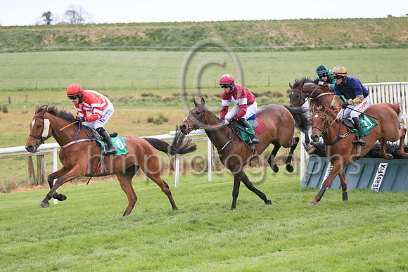 01st Centurion Steel and ( 2 , maroon, white star ) Trainer - H De Bromhead , Owner - Gigginstown House Stud