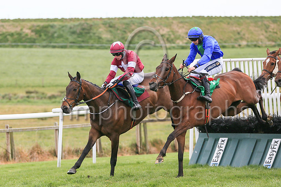 01st Centurion Steel and ( 2 , maroon, white star ) Trainer - H De Bromhead , Owner - Gigginstown House Stud