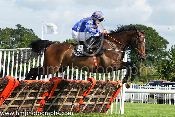 08th Ithaka and K.C. Sexton (9 ,blue ), Trainer:Ronan M.P. McNally , Owner:Ronan M.P. McNally