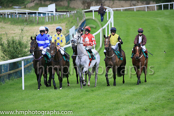 Race 1 start - eventual winner Number 1 Roaring Potter ridden by Shane Fitzgerald in red colours with white diamond