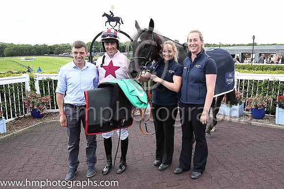 01st Westland Row and D N Russell ( 2 , pink, maroon star ) Trainer - G Elliott , Owner - Mrs Caren Walsh  John F Doyle