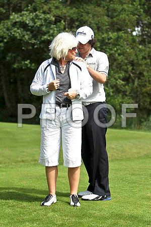 Rory McIlroy providing an unusual autograph at the 2010 Irish Open at Killarney- CU2D1493-e