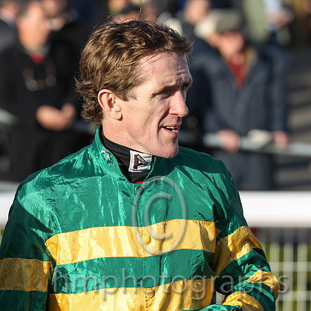 01 - AP McCoy at the WKD Hurdle at Down Royal - FT8E0094-2