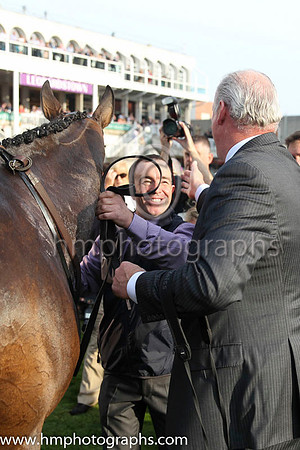 01 Fiesolana and W J Lee - - 01st (1 ,dark Blue, light blue cross sashes ) Trainer - W McCreery