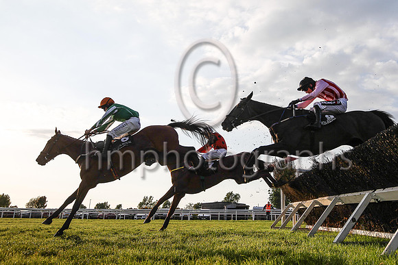 01st Fenlon's Hill and A W Short 5 ( 6 , green, white seam ) Trainer - P Stafford , Owner - John Blake