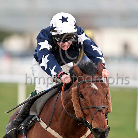 Mark Me Up & D J Bates - Winner -CU2D0235-e