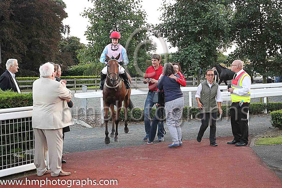 01st Joy's Gift and Mr F Maguire (4, pink, light blue sleeves) , trainer Peter Maher