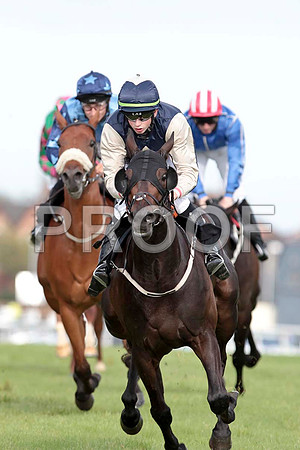 Le Rouge Alex in the lead - CU2D9548-e2
