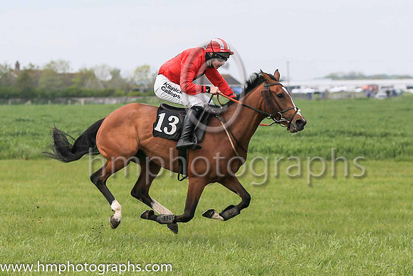 01st GETALADY and J W Hendrick ( 13 , RED,black cross of lorraine; red sleeves; red  white striped cap ) Trainer: Peter J. Flood,, Owner : Peter J. Flood