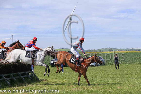01st CREADAN GRAE and P Rogan ( 7 ,Antrim (H)- RED  ROYAL BLUE HOOPS; red sleeves,royal blue armlet; red cap,royal blue spots ) Trainer: P.J. McBurney,, Owner : Helen McBurney