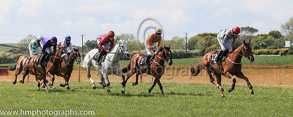 01st CREADAN GRAE and P Rogan ( 7 ,Antrim (H)- RED  ROYAL BLUE HOOPS; red sleeves,royal blue armlet; red cap,royal blue spots ) Trainer: P.J. McBurney,, Owner : Helen McBurney
