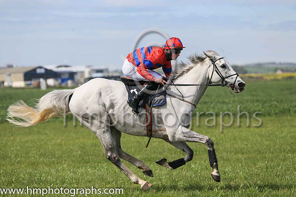 01st CREADAN GRAE and P Rogan ( 7 ,Antrim (H)- RED  ROYAL BLUE HOOPS; red sleeves,royal blue armlet; red cap,royal blue spots ) Trainer: P.J. McBurney,, Owner : Helen McBurney