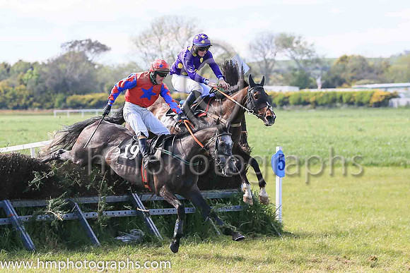 01st RANGER KID and J W Kenny ( 16 , PURPLE,gold spots ) Trainer: Liam Kenny , Owner : Patrick Joseph Redmond