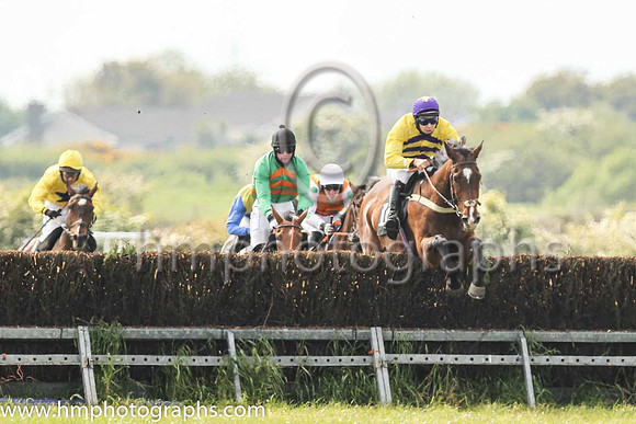 01st WILLIAM TYNDALE and D J Scullion ( 11 ,Antrim (H)- YELLOW,purple chevrons; yellow sleeves; purple cap,yellow star ) Trainer: Noel C. Kelly,, Owner : Shauna Kelly