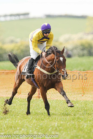 01st WILLIAM TYNDALE and D J Scullion ( 11 ,Antrim (H)- YELLOW,purple chevrons; yellow sleeves; purple cap,yellow star ) Trainer: Noel C. Kelly,, Owner : Shauna Kelly