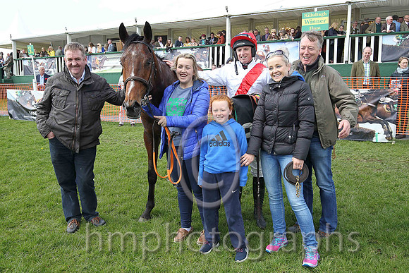01st NATTER JACK CROAK and J J Codd ( 32 , EMERALD GREEN,yellow epaulettes; emerald green sleeves; emerald green cap,yellow star ) Trainer: Denis Paul Murphy,, Owner : P.G. Coffey