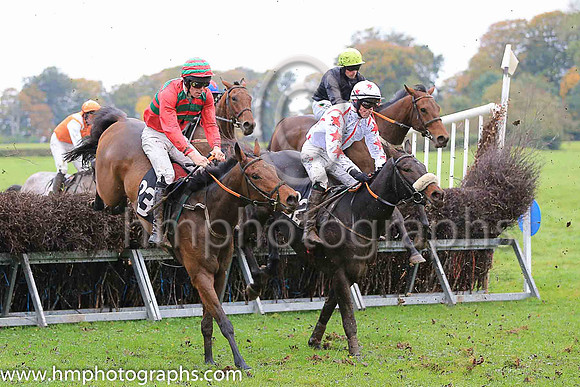 03rd SHANROE AL C and J C Barry ( 22 , DARK BLUE,yellow hollow box; dark blue  yellow hlvd sleeves; dark blue cap,yellow diamond ) Trainer: Karl Thornton , Owner : Brian Smyth