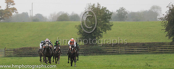 01st FROZEN MOTION (GB) and J J Codd ( 4 , ORANGE,white epaulettes; white sleeves; orange cap,white star ) Trainer: Denis Paul Murphy , Owner : Denis Paul Murphy